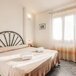 2 Bedroom Beautiful In Ca- * Monte Nai
